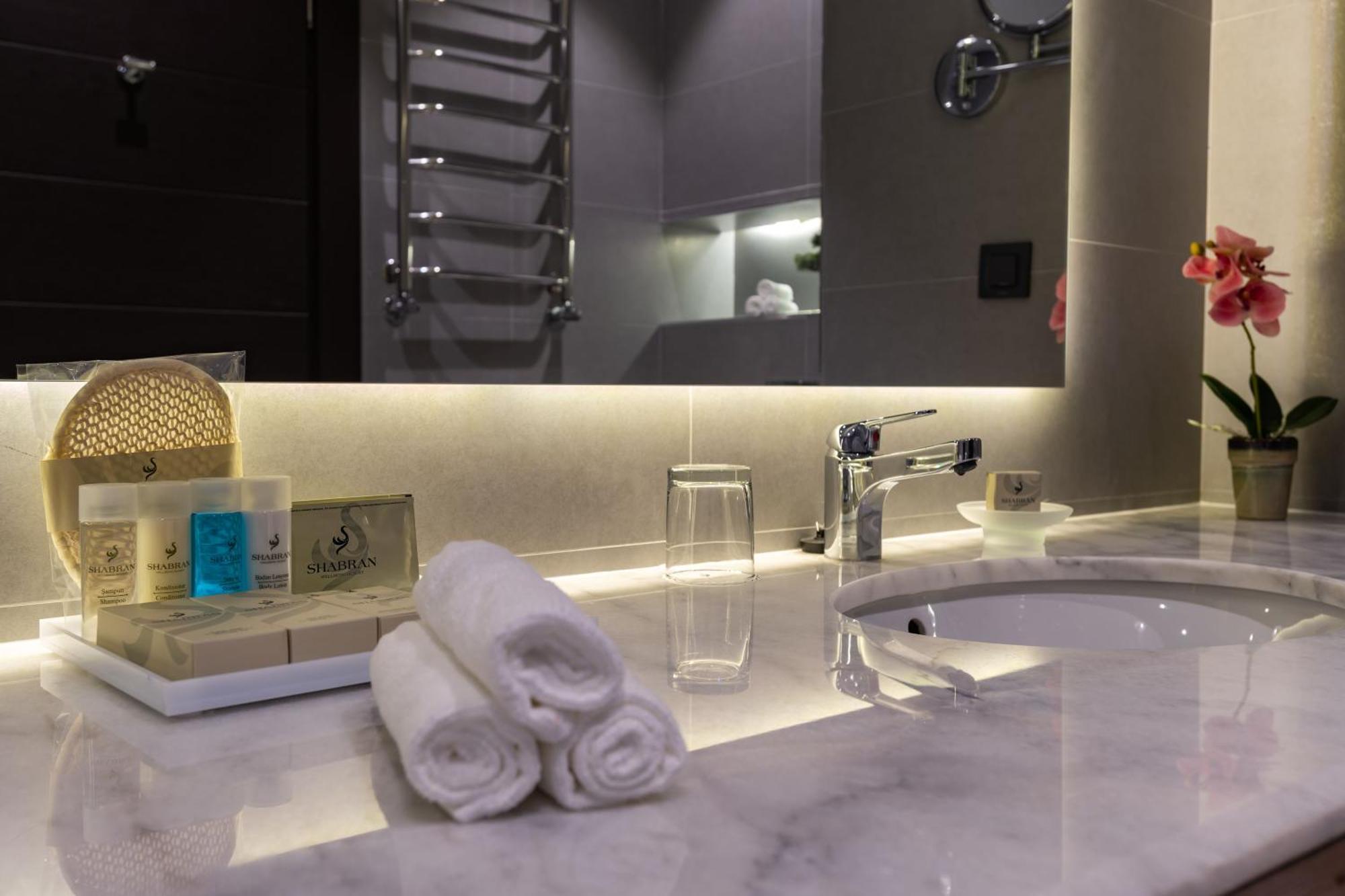 Shabran Wellbeing Resort Pirebedil' Екстериор снимка